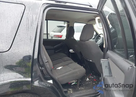 2010 Ford Explorer Xlt z USA, uszkodzony, nr VIN 1FMEU7DE3AUA01657